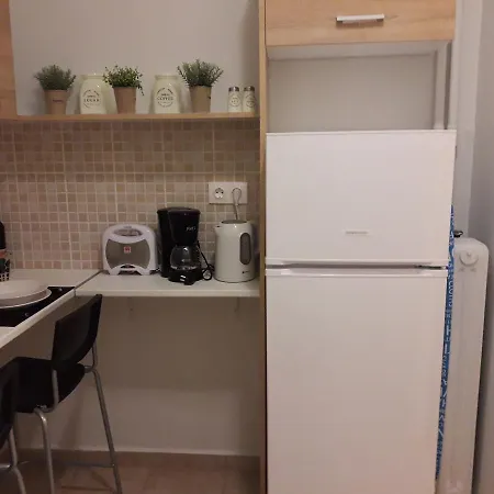 Stylish In Kolonaki Appartement