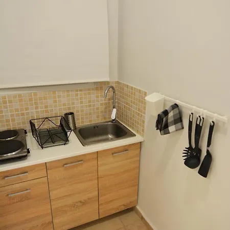 Stylish In Kolonaki Appartement *